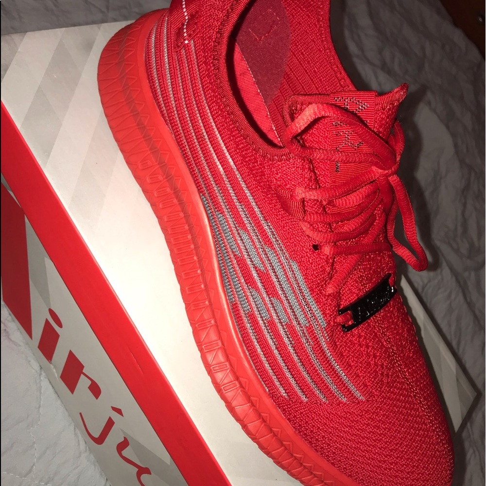 Men’s Red Air Jump Fly Knit Shoes